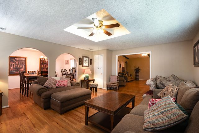 1315 Aldenwood Drive, Dallas, TX 75232