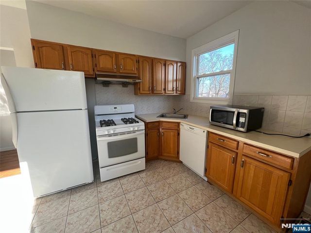 43 S Willow Street 5, Montclair, NJ 07042