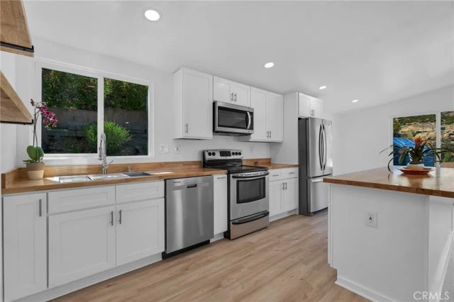 24425 Woolsey Canyon 92, West Hills, CA 91304