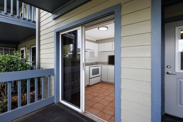 1421 NE 14th Court Q-19, Jensen Beach, FL 34957