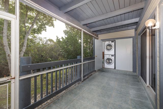 1421 NE 14th Court Q-19, Jensen Beach, FL 34957