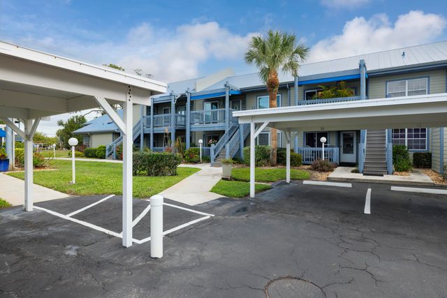 1421 NE 14th Court Q-19, Jensen Beach, FL 34957