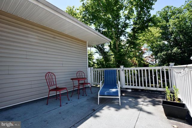 502 BURLINGTON AVE, Delanco, NJ 08075