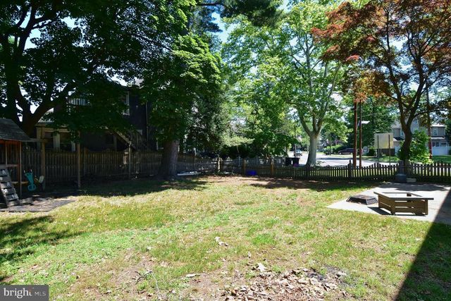 502 BURLINGTON AVE, Delanco, NJ 08075