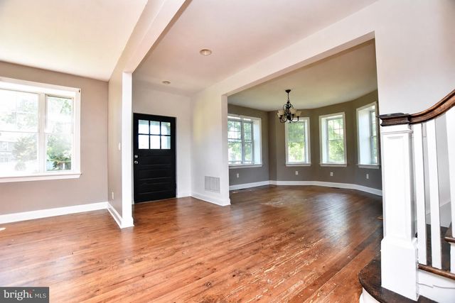 502 BURLINGTON AVE, Delanco, NJ 08075