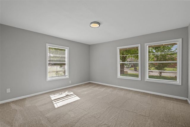 5931 Southville Street, Houston, TX 77033