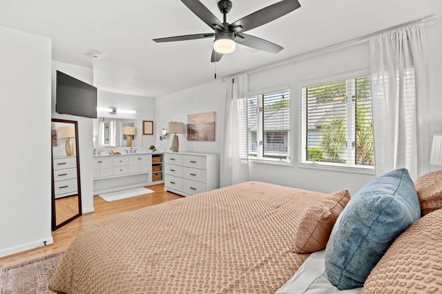 304 75th Ave N Apt H, Myrtle Beach, SC 29572