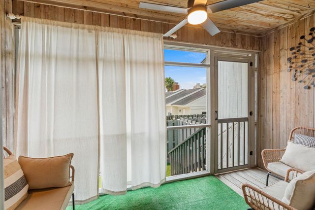 304 75th Ave N Apt H, Myrtle Beach, SC 29572