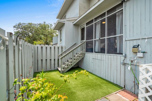 304 75th Ave N Apt H, Myrtle Beach, SC 29572