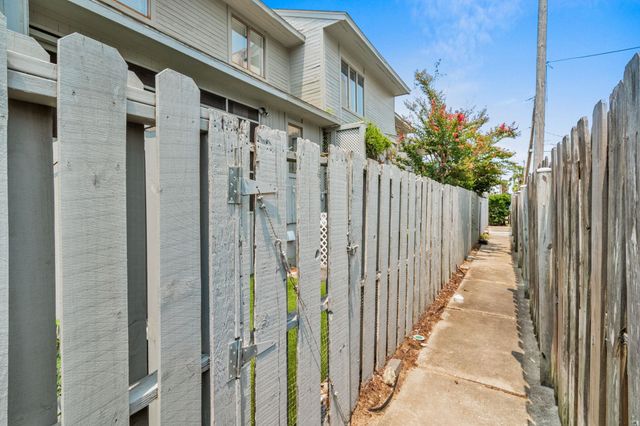 304 75th Ave N Apt H, Myrtle Beach, SC 29572