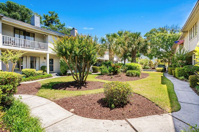 304 75th Ave N Apt H, Myrtle Beach, SC 29572