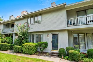 304 75th Ave N Apt H, Myrtle Beach, SC 29572