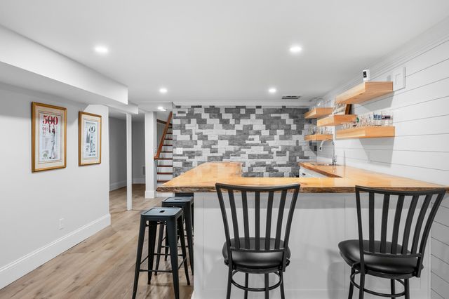 290 Riverview Lane, Centerville, MA 02632