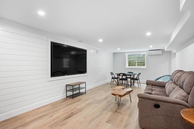 290 Riverview Lane, Centerville, MA 02632