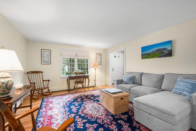 290 Riverview Lane, Centerville, MA 02632