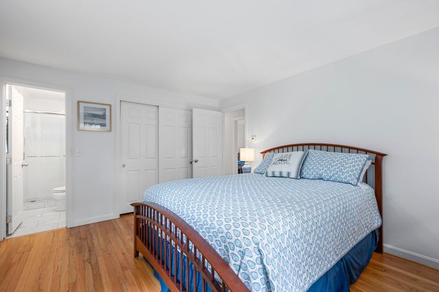 290 Riverview Lane, Centerville, MA 02632