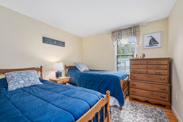 290 Riverview Lane, Centerville, MA 02632