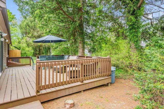 290 Riverview Lane, Centerville, MA 02632