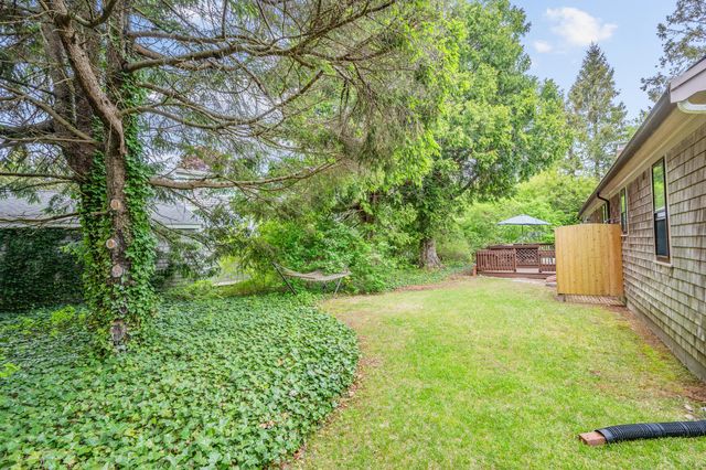 290 Riverview Lane, Centerville, MA 02632