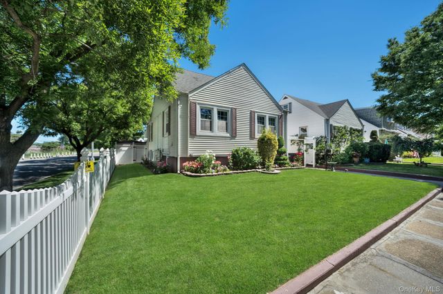 24415 85th Road, Bellerose, NY 11426