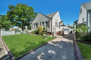 24415 85th Road, Bellerose, NY 11426