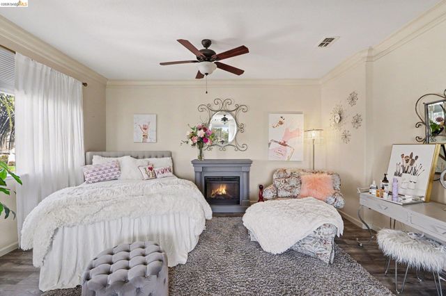 1587 Dawnview Dr, Brentwood, CA 94513
