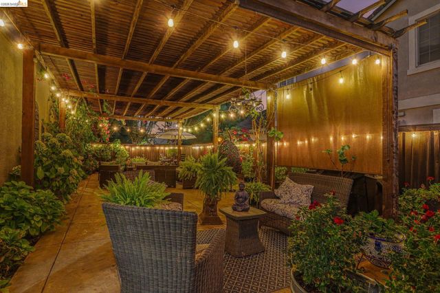 1587 Dawnview Dr, Brentwood, CA 94513