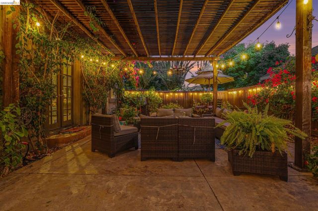 1587 Dawnview Dr, Brentwood, CA 94513