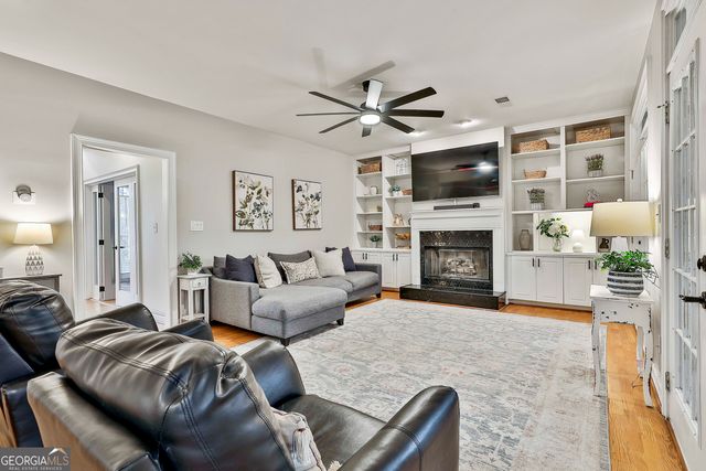 25 Couples Court, Newnan, GA 30265