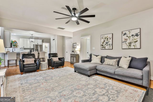 25 Couples Court, Newnan, GA 30265