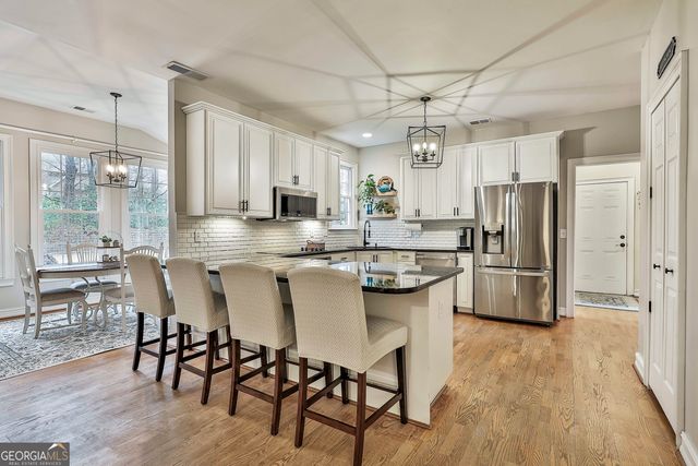 25 Couples Court, Newnan, GA 30265