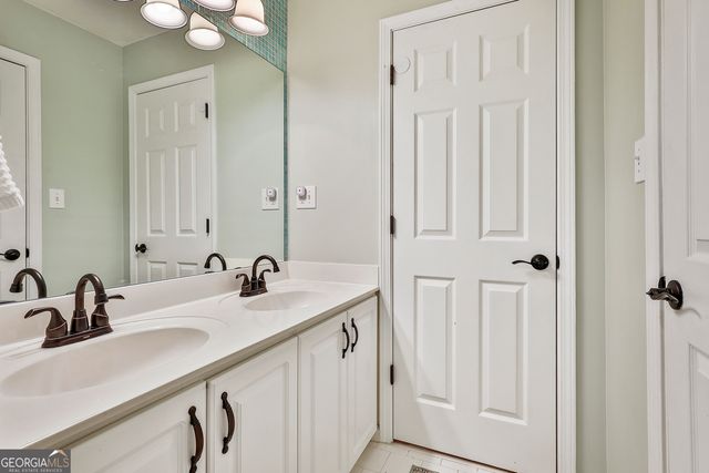 25 Couples Court, Newnan, GA 30265