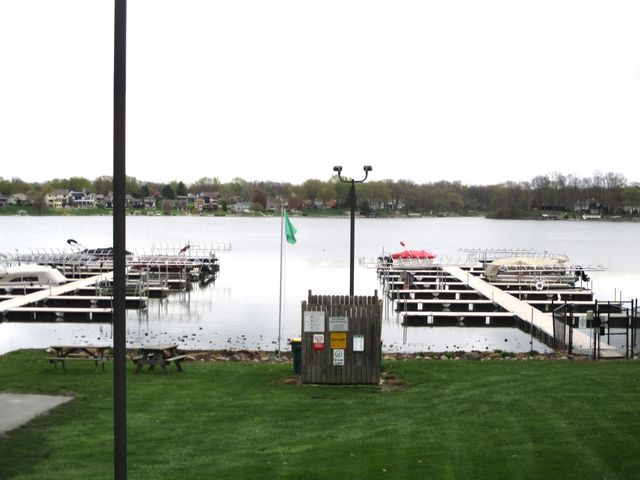 1762 Broadacre Road, Crown Point, IN 46307