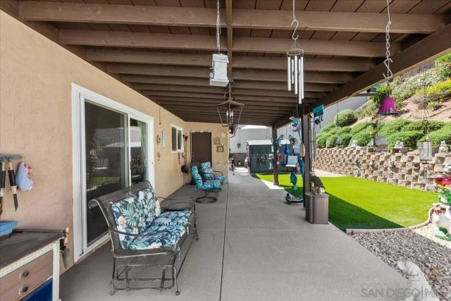 9254 Shadow Hill Rd, Santee, CA 92071