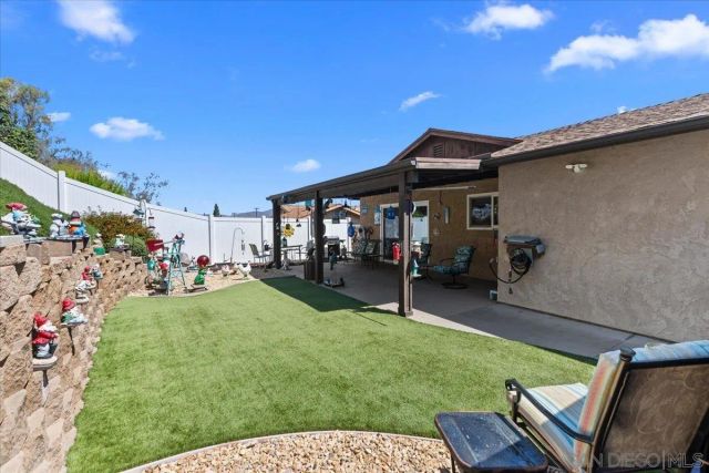 9254 Shadow Hill Rd, Santee, CA 92071