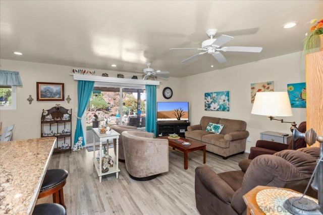 9254 Shadow Hill Rd, Santee, CA 92071
