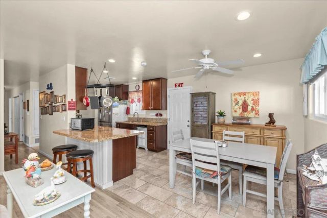 9254 Shadow Hill Rd, Santee, CA 92071