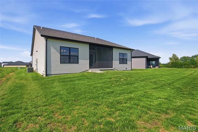 829 Bushwood Way, O'fallon, IL 62269