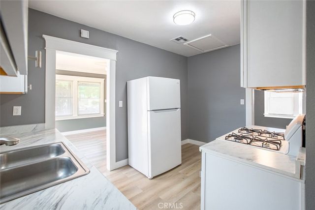 1170 Sonora Avenue, Glendale, CA 91201