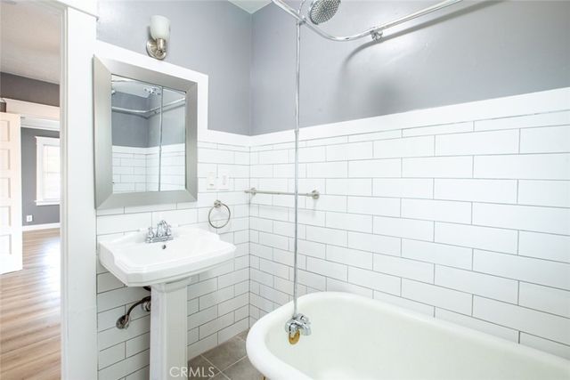 1170 Sonora Avenue, Glendale, CA 91201