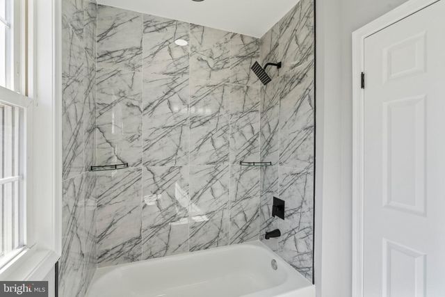 402 CROYDON RD, Baltimore, MD 21212