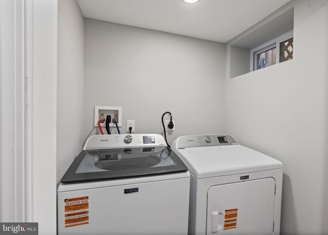 402 CROYDON RD, Baltimore, MD 21212