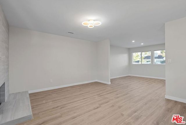 16855 Donmetz Street, Los Angeles, CA 91344