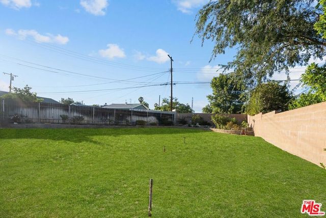 16855 Donmetz Street, Los Angeles, CA 91344