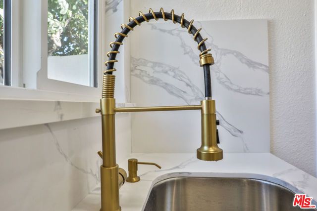 4354 Verona Street, Los Angeles, CA 90023