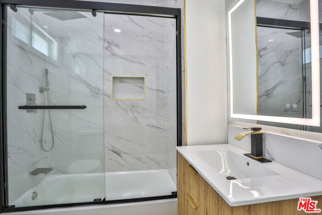 4354 Verona Street, Los Angeles, CA 90023