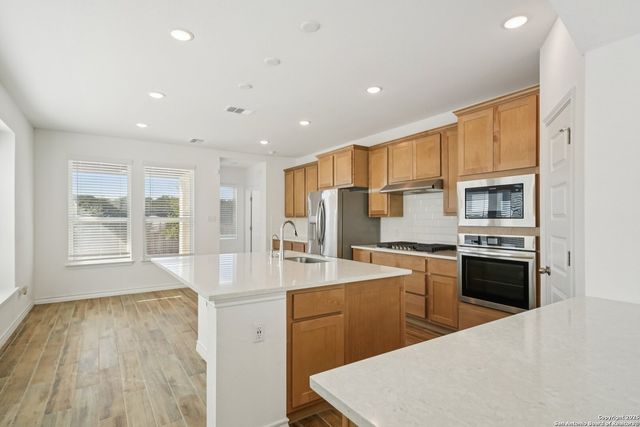 10833 Coppola, San Antonio, TX 78254