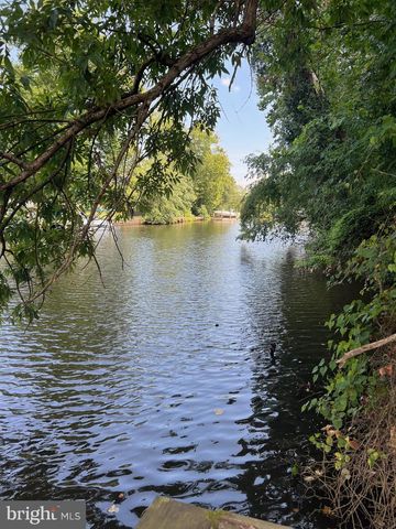 1111 POTOMAC DR, Stafford, VA 22554