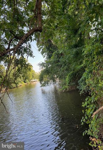 1111 POTOMAC DR, Stafford, VA 22554