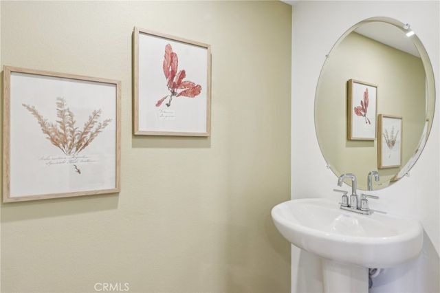 15513 April Dawn Way 3, Fontana, CA 92336